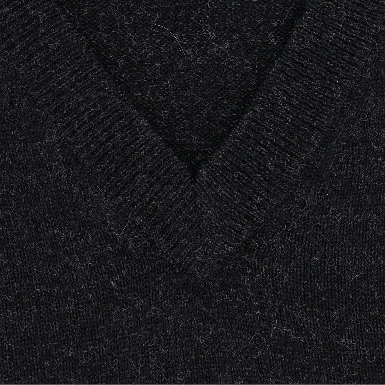 Turtleson Extra Fine Merino V-Neck Sweater Vest Golf Apparel 6 Turtleson Extra Fine Merino V-Neck Sweater Vest Golf Apparel - Image 4